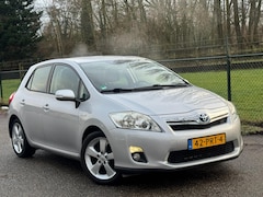 Toyota Auris - 1.8 Full Hybrid Dynamic /Trekhaak/Navi/Camera/Airco/