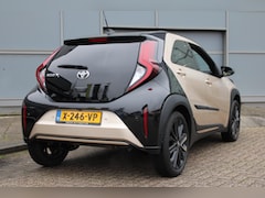 Toyota Aygo X - 1.0 VVT-i MT Premium | Navigatie | Stoelverwarming | Camera | Climate control | Adapt. Cru