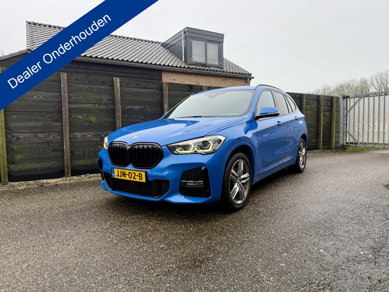 BMW X1 - sDrive18i High Executive M-sport, vol leder, head up disp. - AutoWereld.nl