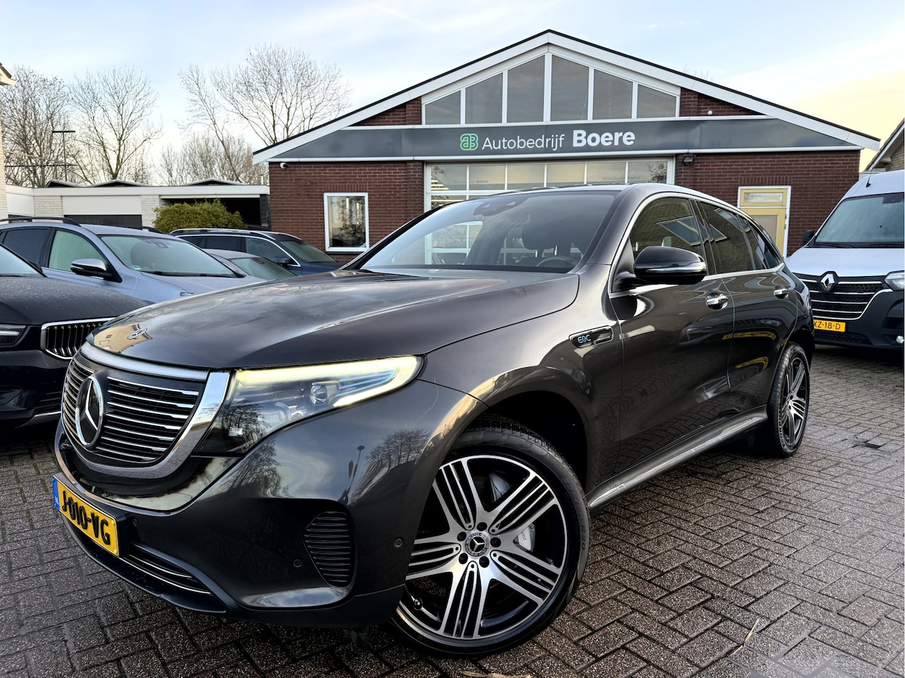 Mercedes-Benz EQC - 400 4MATIC Business Solution Luxury 80 kWh SOH 94,7%, Leer, Carplay, Adap.cruise - AutoWereld.nl