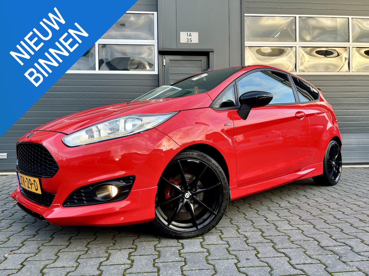 Ford Fiesta - SPORT *ST-LINE*RACE RED*SPARCO*125PK*VOL - AutoWereld.nl