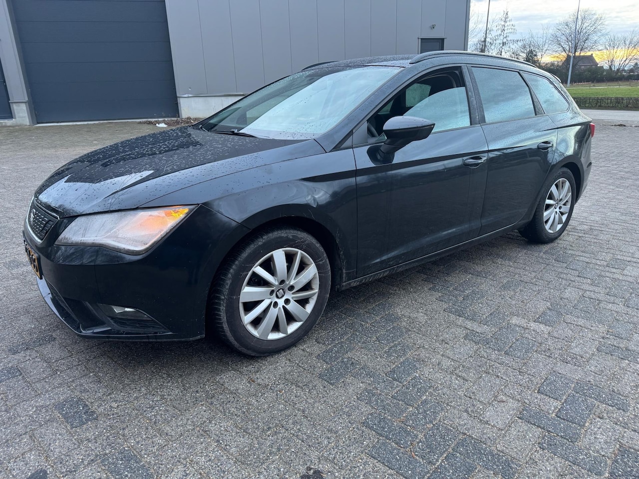 SEAT Leon ST - 1.6 TDI Reference Business Ecomotive 1.6 TDI Reference Business Ecomotive - AutoWereld.nl