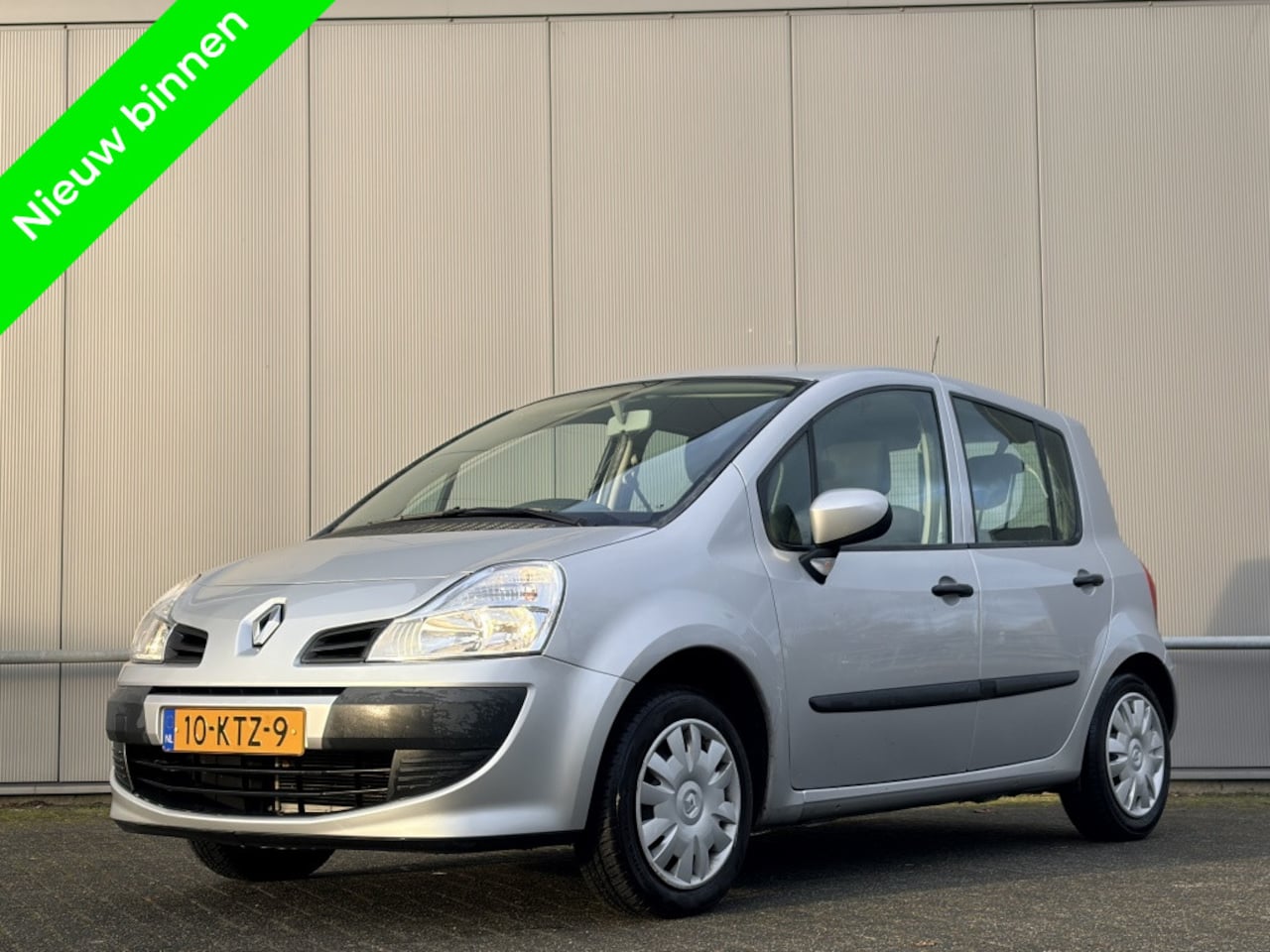 Renault Modus - 1.2-16V - airco - nap! - apk 02/2027! - AutoWereld.nl