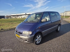 Nissan Serena - 2.0 SE 7 persoons airco