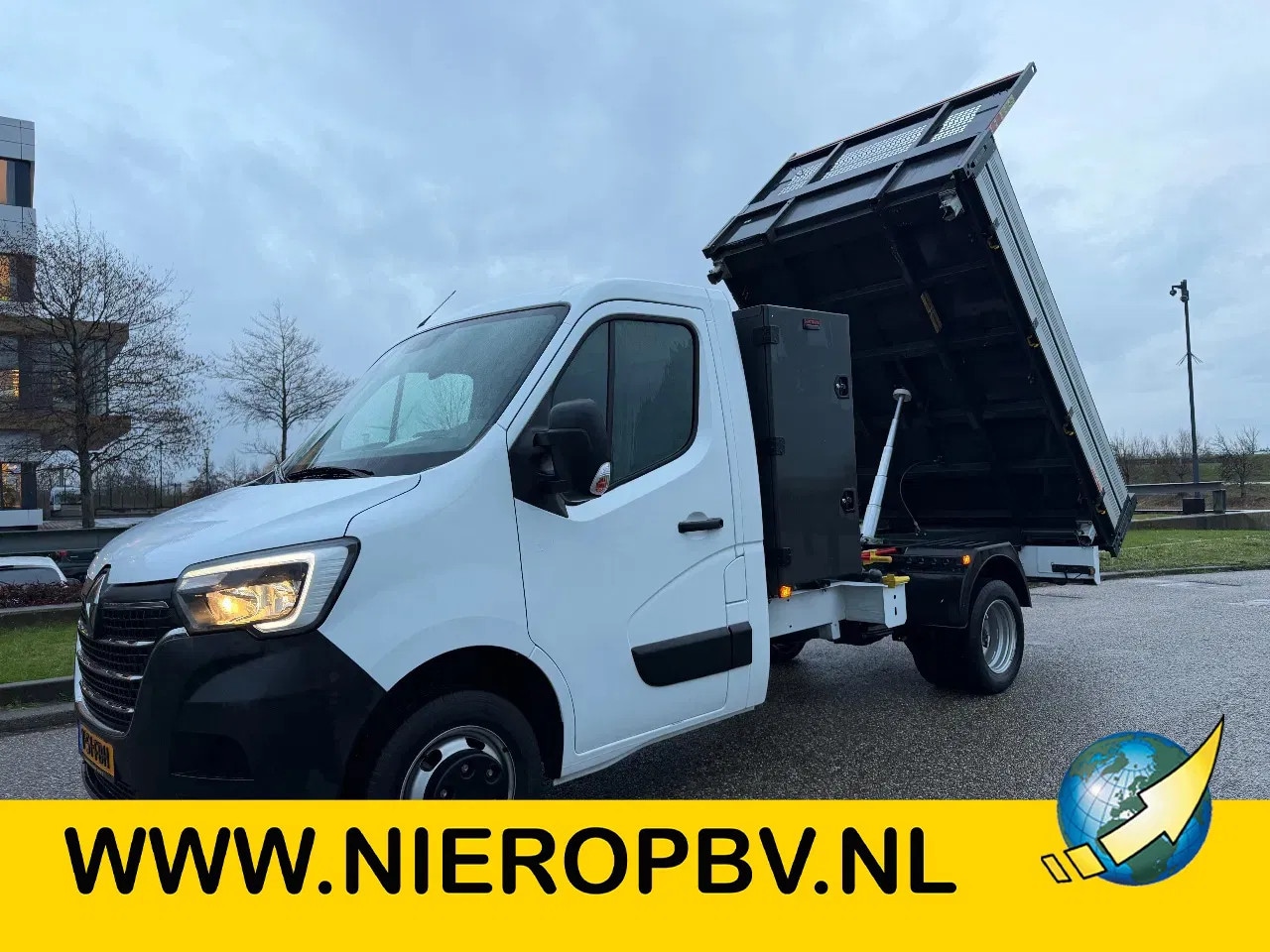 Renault Master - 2.3DCI 3 Zijdige Kipper Airco Navi Cruisecontrol Trekhaak EURO 6 - AutoWereld.nl