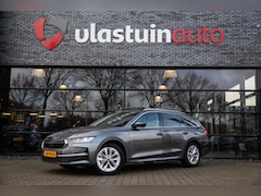 Skoda Octavia Combi - 1.5 TSI MHEV Business Edition , Panoramadak, Stuur/stoelverwarming,