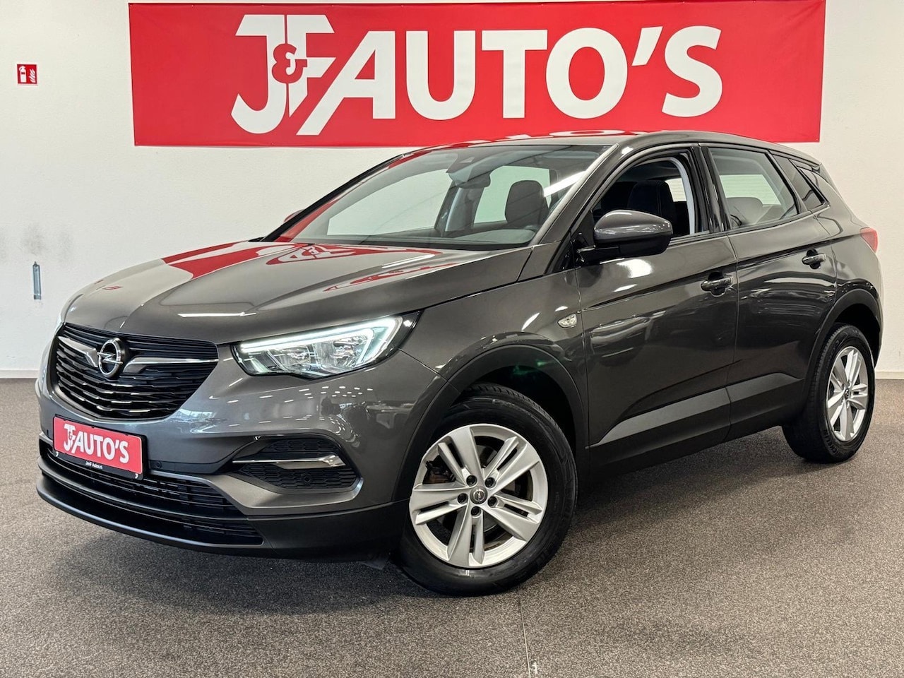 Opel Grandland X - 1.2 Turbo Online Edition 1.2 Turbo Online Edition - AutoWereld.nl