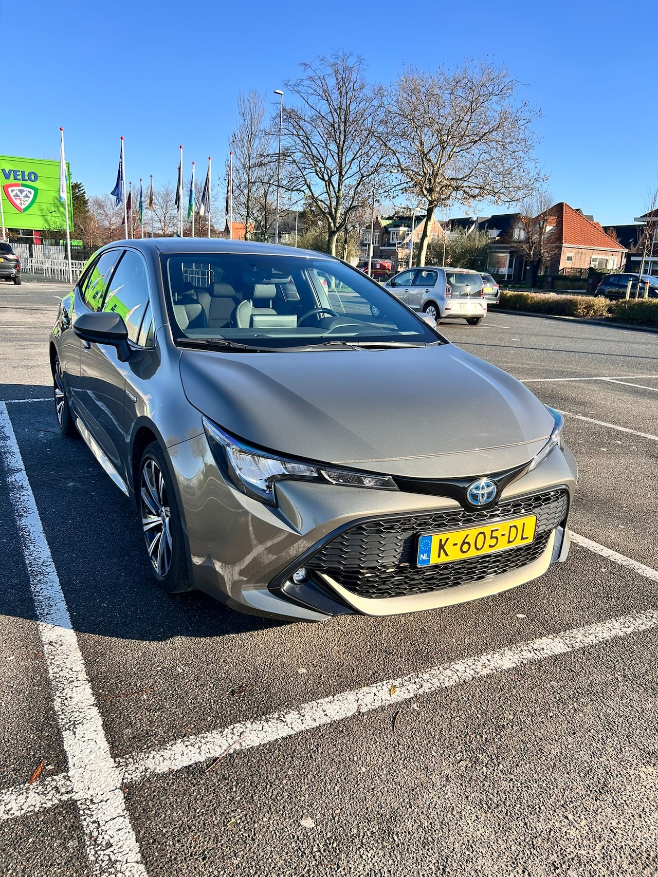 Toyota Corolla - 1.8 Hybrid First Edition Garantie t/m 2023 - AutoWereld.nl