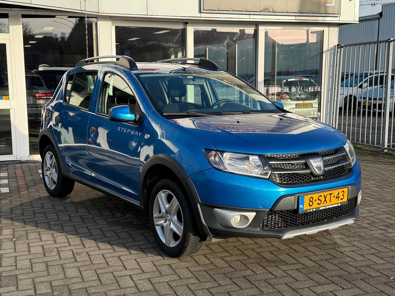 Dacia Sandero Stepway - 0.9 TCe Lauréate - AutoWereld.nl