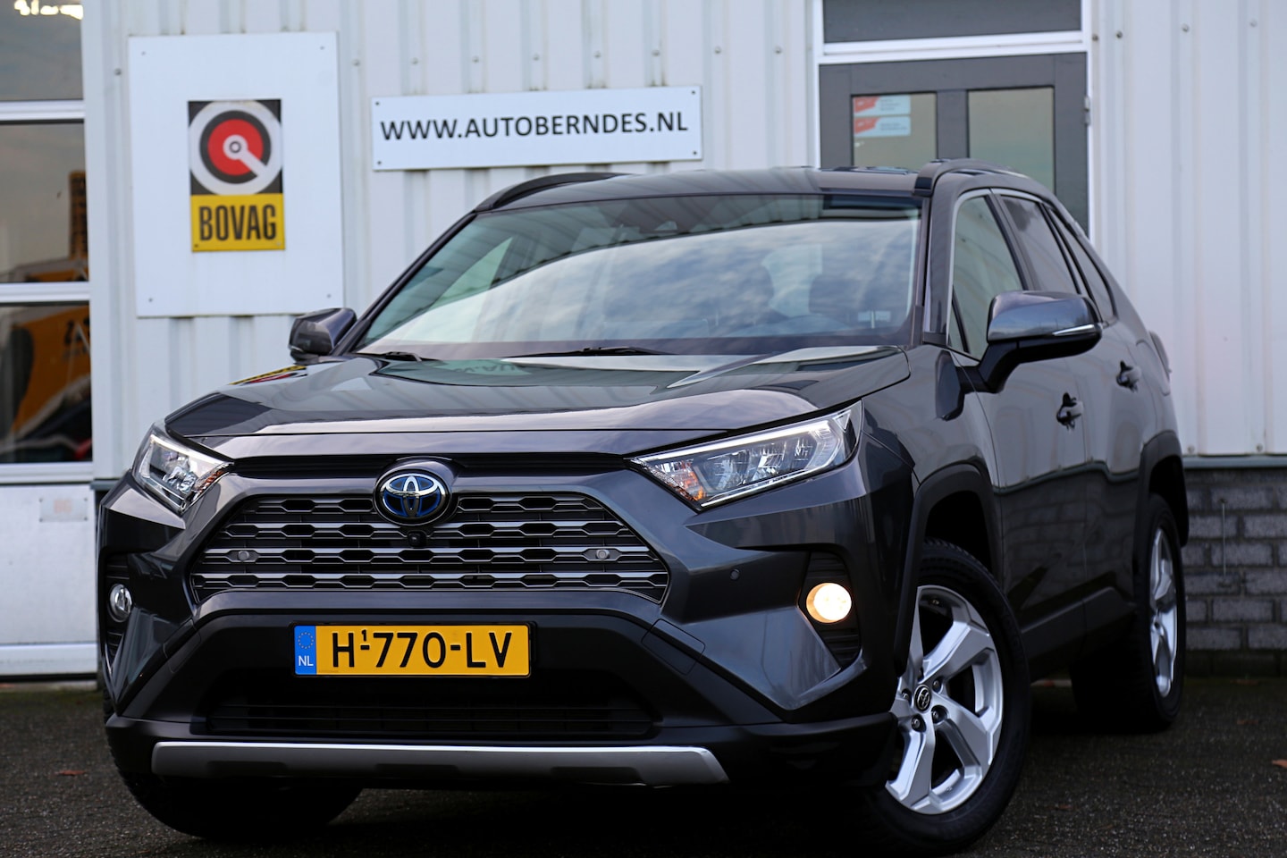 Toyota RAV4 - 2.5 Hybrid Dynamic Aut.*NL-Auto**Fabrieksgar.t/m 04-2030!*Perfect Onderh.*Leder/360Camera/ - AutoWereld.nl