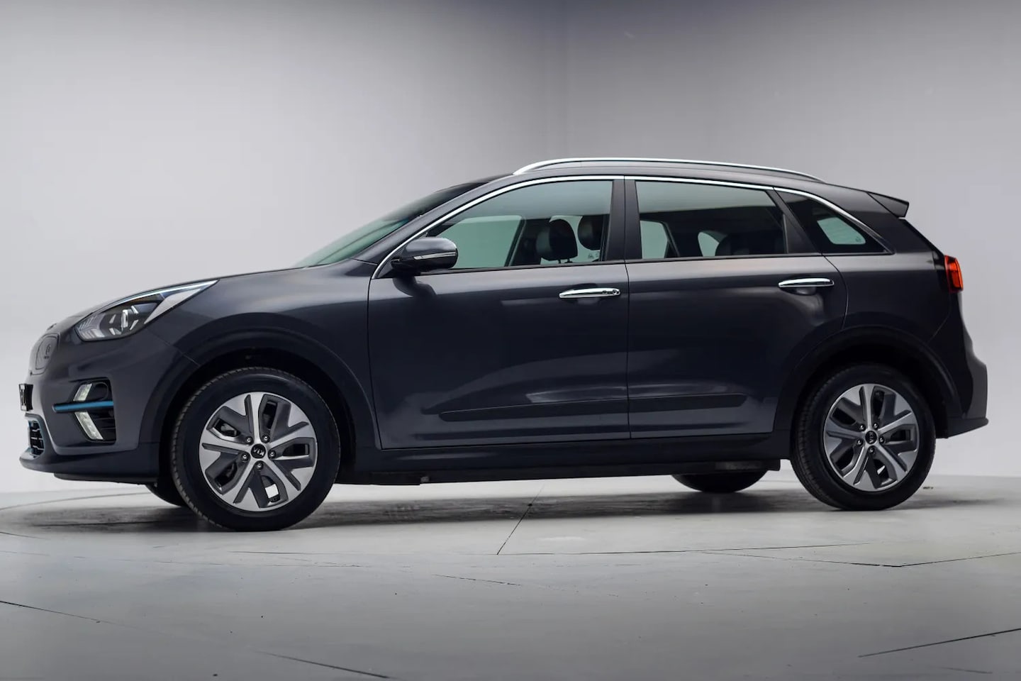 Kia Niro - DynamicLine 64kWh [ Warmtepomp Full led Half Leder Adapt. cruise ] - AutoWereld.nl