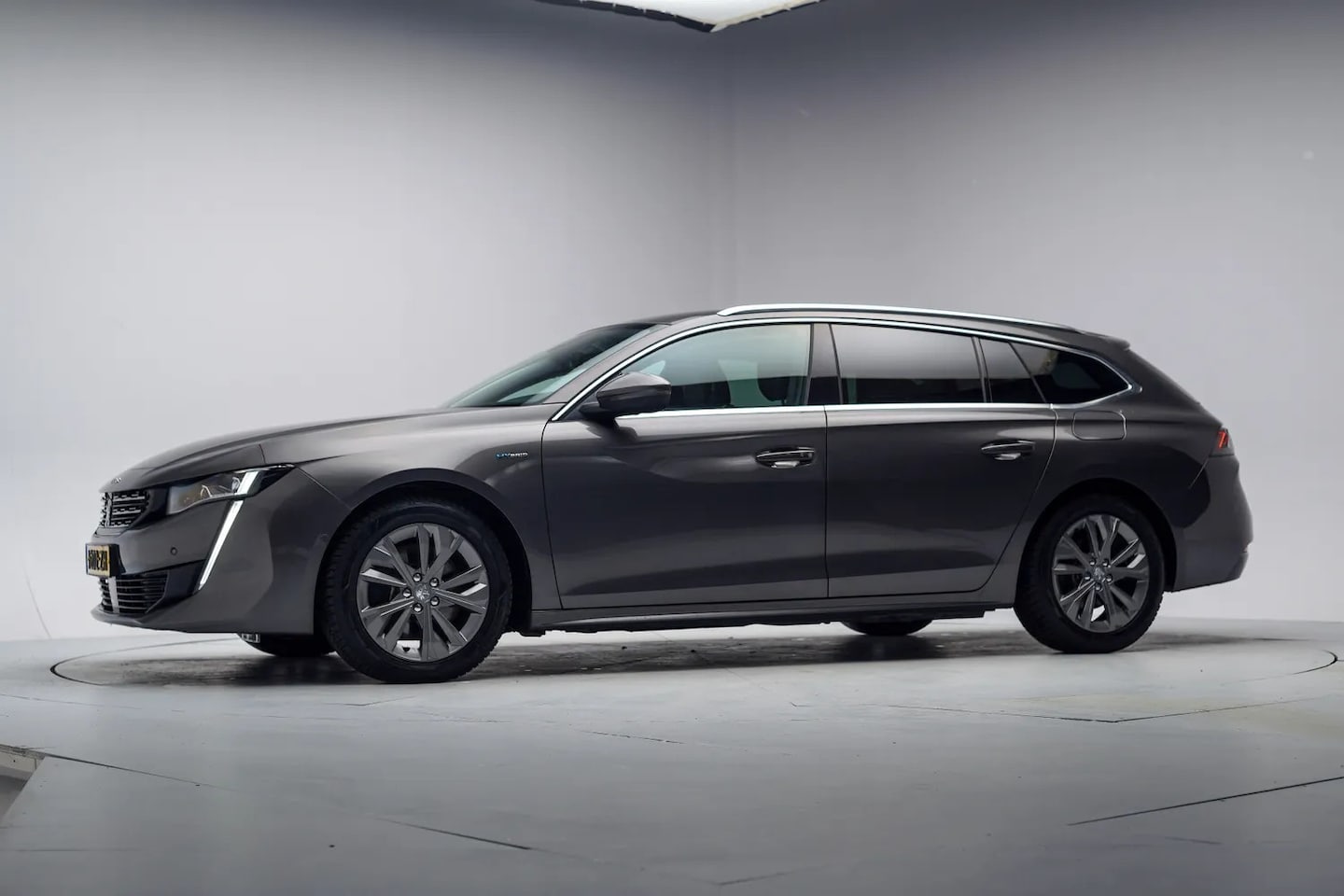Peugeot 508 SW - 1.6 Plug-in Hybrid 225 Allure [ LED Navi Camera Half-leder ] - AutoWereld.nl