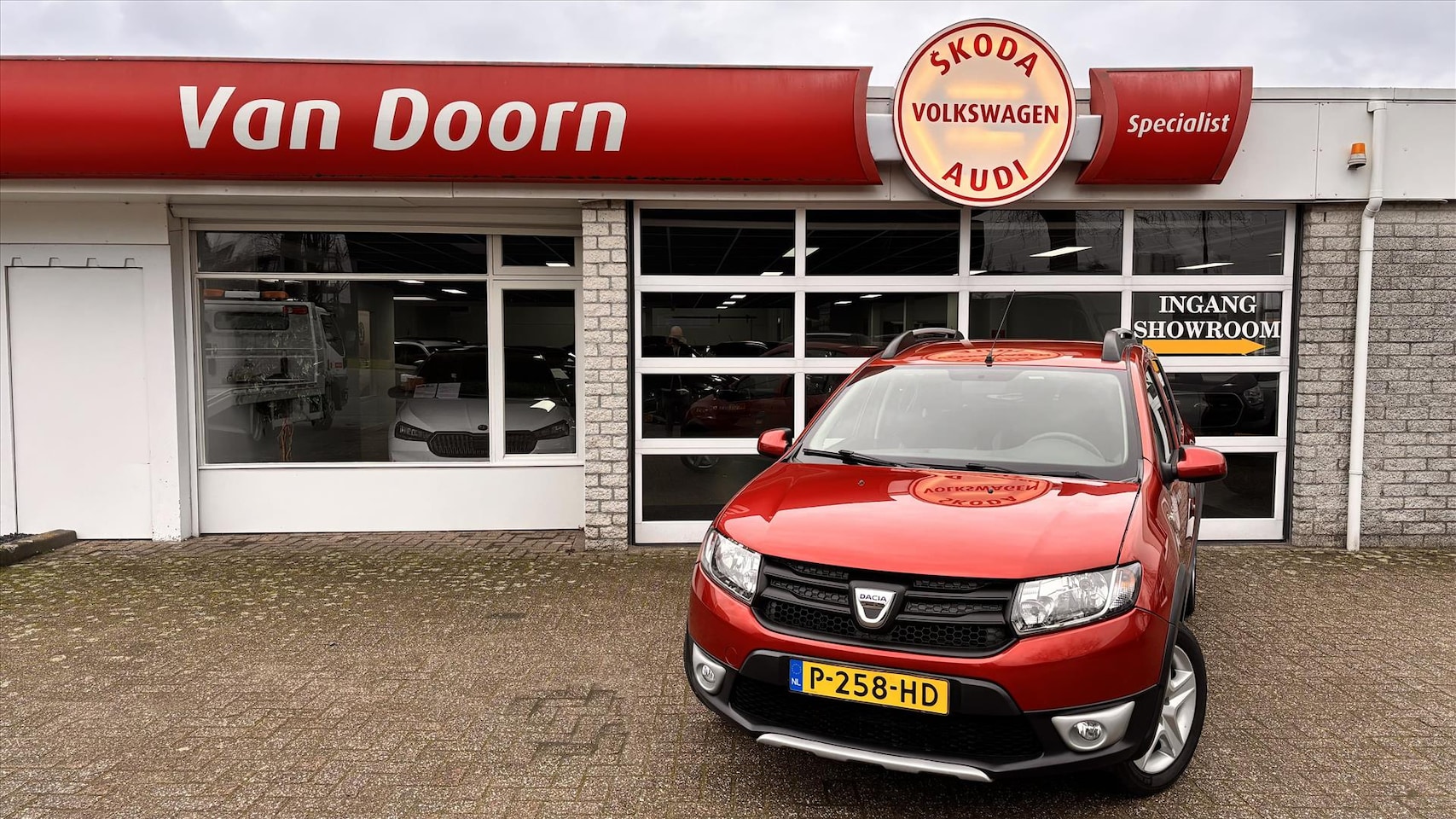 Dacia Sandero Stepway - 0.9 Tce 90pk Stepway Ambiance - AutoWereld.nl