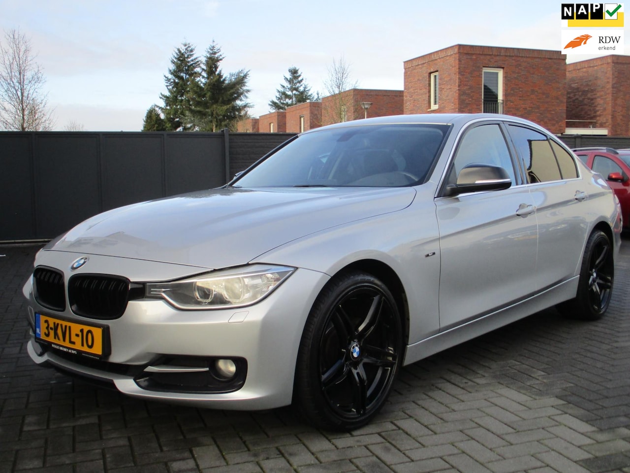 BMW 3-serie - 316i Executive Sport M NAVI Led !! - AutoWereld.nl