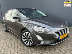 Ford Focus - 1.0 EcoBoost Hybrid Trend/Navi/camera/panorama/carplay