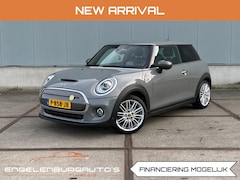 MINI Mini-Electric - Charged 33 kWh, (SOH 96, 4%) Harman/Kardon