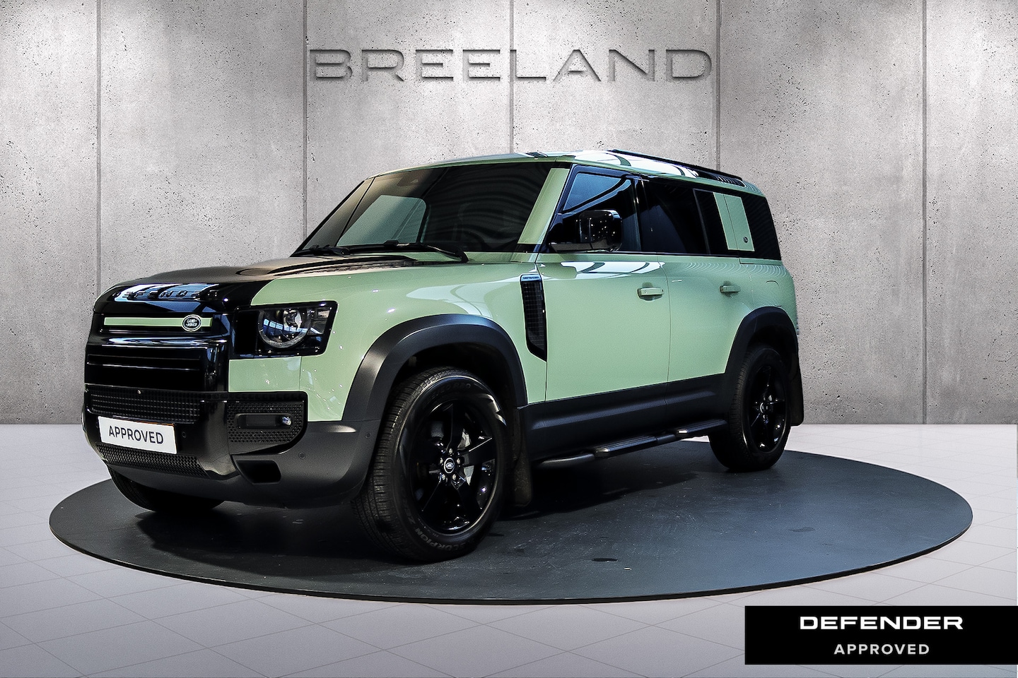 Land Rover Defender 110 - P400e 75th Limited Edition | Treeplanken | Trekhaak - AutoWereld.nl