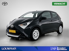 Toyota Aygo - 1.0 VVT-i x-play * Automaat | BTW Voertuig | Achteruitrijcamera |