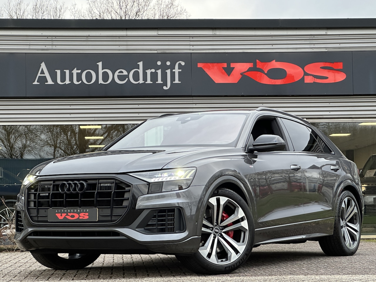 Audi Q8 - 55 TFSI e quattro Pro Line S-Line | Nachtzicht | HUD | Memory | Trekhaak - AutoWereld.nl