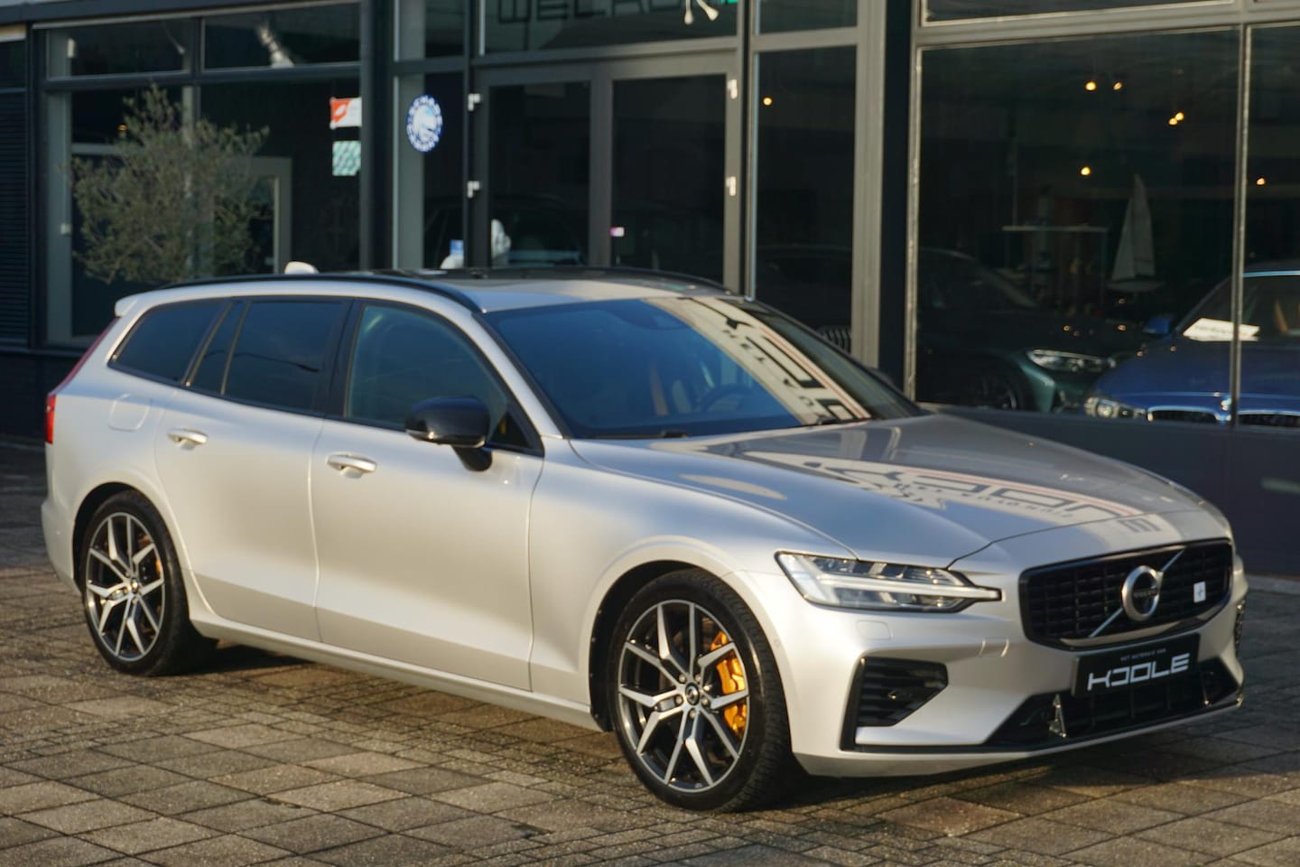 Volvo V60 - 2.0 T8 AWD Polestar Engineered | PANO | H&K - AutoWereld.nl