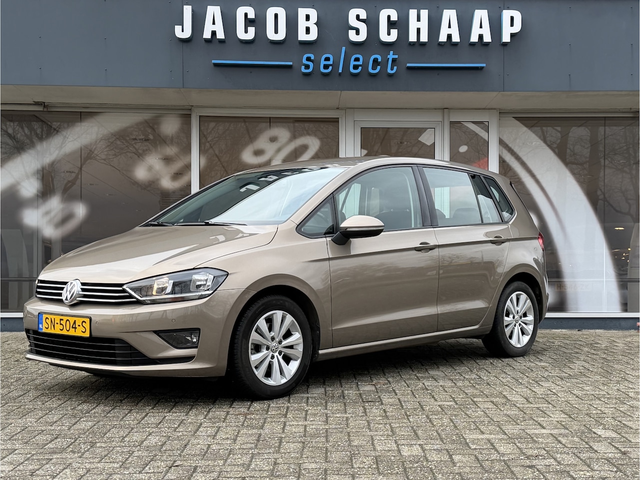 Volkswagen Golf Sportsvan - 1.4 TSI Comfortline / Airco / Trekhaak / Cruise / Pdc v+a - AutoWereld.nl