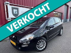 Fiat Punto Evo - 0.9 TwinAir Easy // 140 DKM NAP // Clima // Navi // Trekhaak