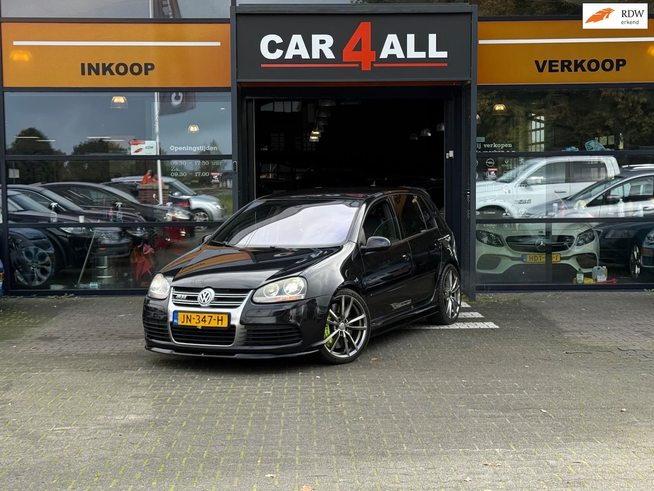 Volkswagen Golf - 3.2 R32 MILLTEK/PORSCHE REMMEN/LEDER/CARPLAY/APK 13-09-2026/CUSTOM UITLAAT! - AutoWereld.nl