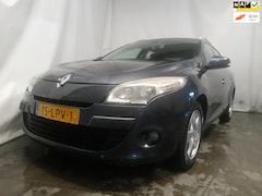 Renault Mégane Estate - 1.6 Dynamique - Schade