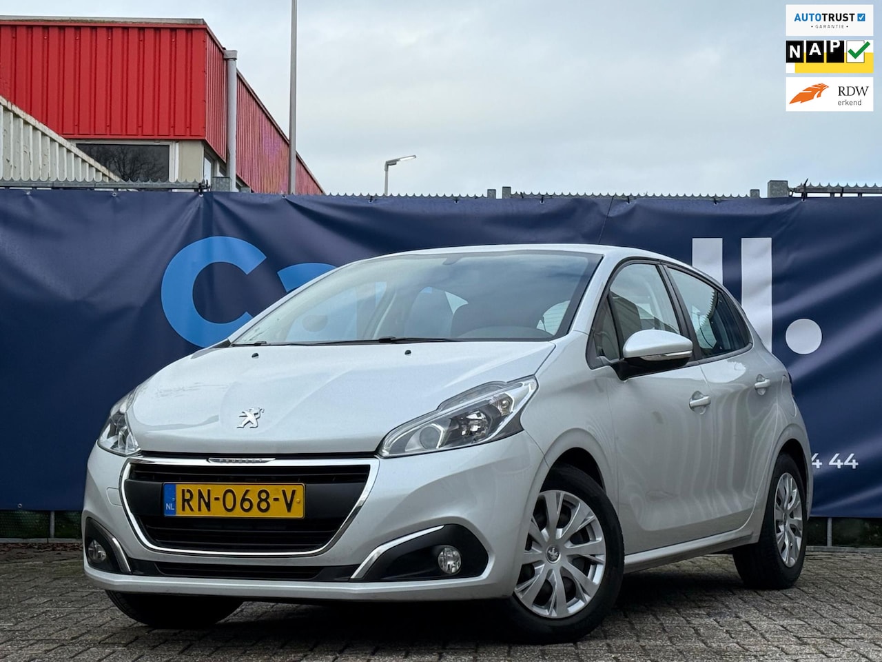Peugeot 208 - 1.2 PureTech Blue Lion Airco,Navi,AppleCarplay,Cruise,PDC,N.A.P! - AutoWereld.nl