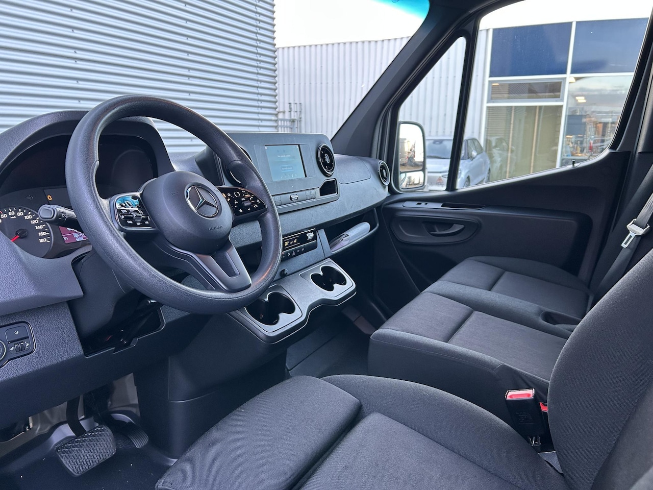 Mercedes-Benz Sprinter - 315 1.9 CDI L2H2 RWD 315 1.9 CDI L2H2 RWD - AutoWereld.nl