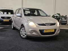 Hyundai i20 - 1.4i DynamicVersion Airco/Cruise/AUX/APK