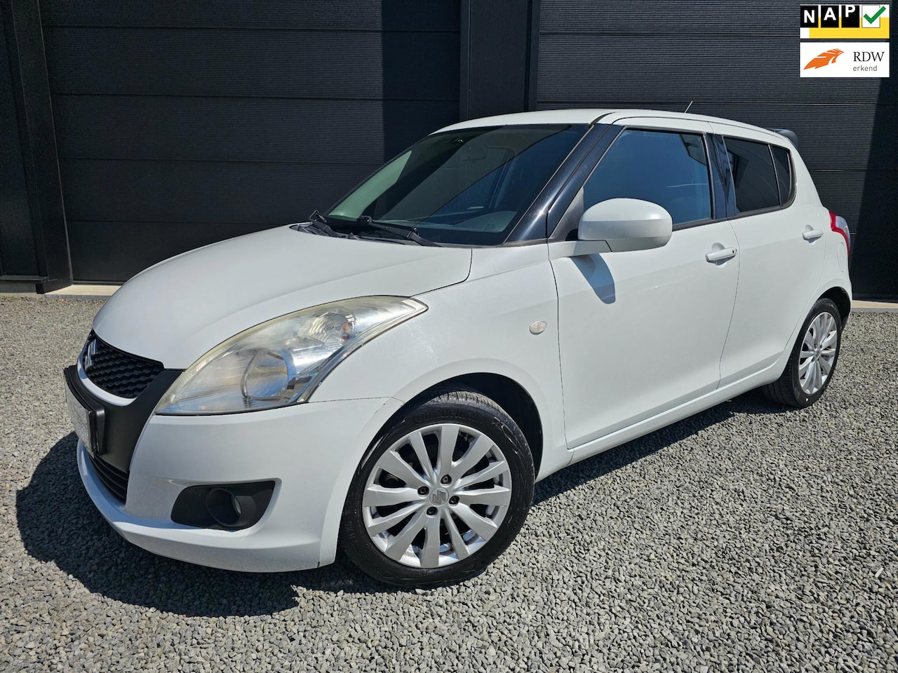 Suzuki Swift - 1.2 Exclusive EASSS | ECC | - AutoWereld.nl