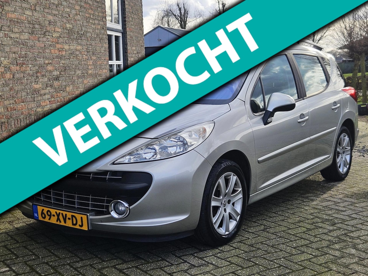 Peugeot 207 SW - 1.6 VTi XS Première*Panodak*Airco*Trekhaak - AutoWereld.nl