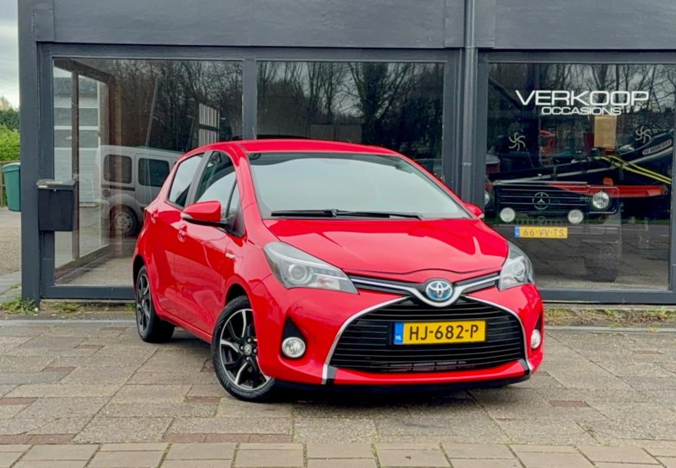 Toyota Yaris - 1.5 Full Hybrid Dynamic Automaat - AutoWereld.nl