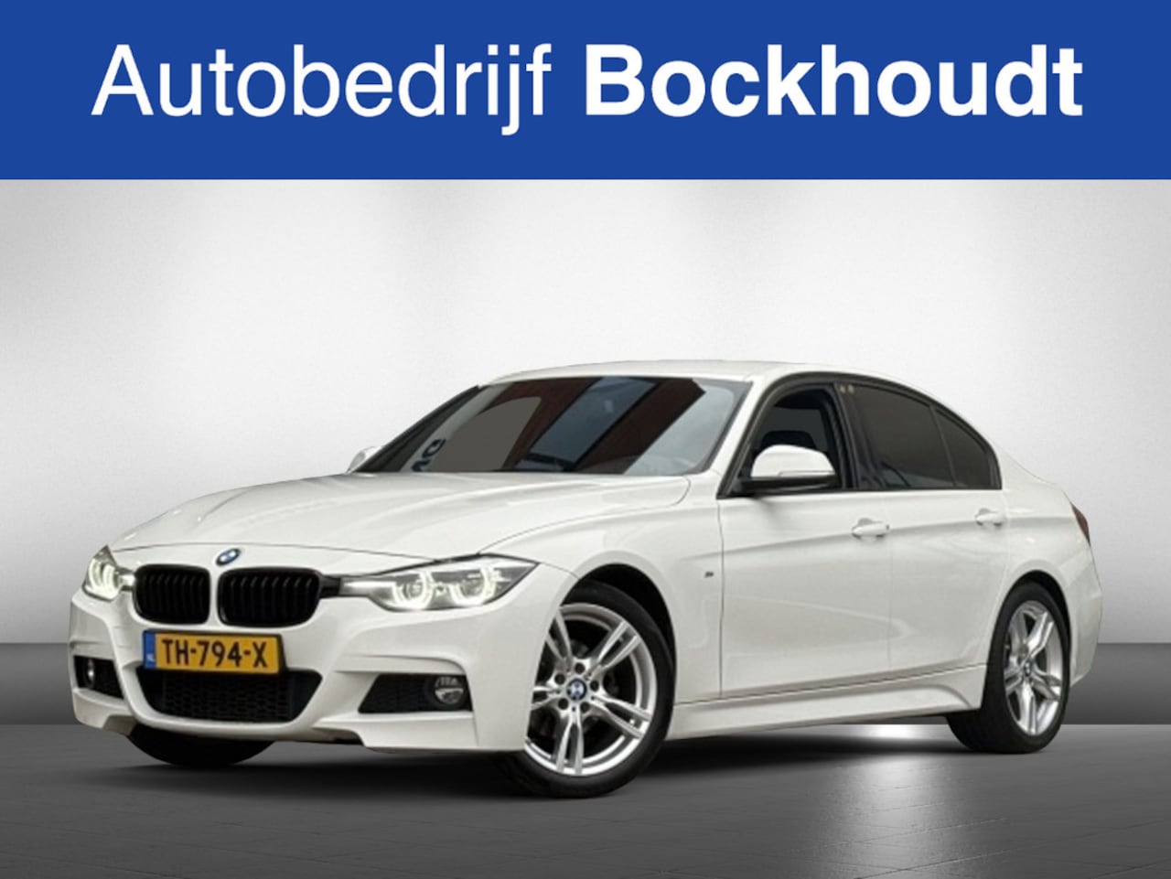 BMW 3-serie - 318i M-Sport. Exec. | Navi | Leer | Stoelverwarming - AutoWereld.nl