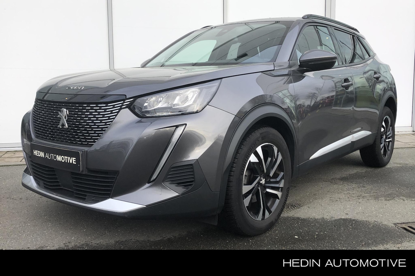 Peugeot 2008 - 1.2 100PK Allure | Navigatie | 17"LMV | Climate Control | Parkeersensoren | Apple Carplay/ - AutoWereld.nl
