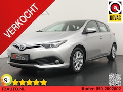 Toyota Auris - 1.8 Hybrid Aspiration - Navigatie - Trekhaak - Cruise Control