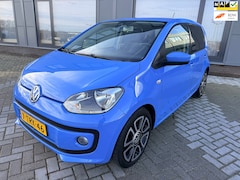 Volkswagen Up! - 1.0 high up BlueMotion|Leer|PDC|16inch|Airco|Stoelverwarming|