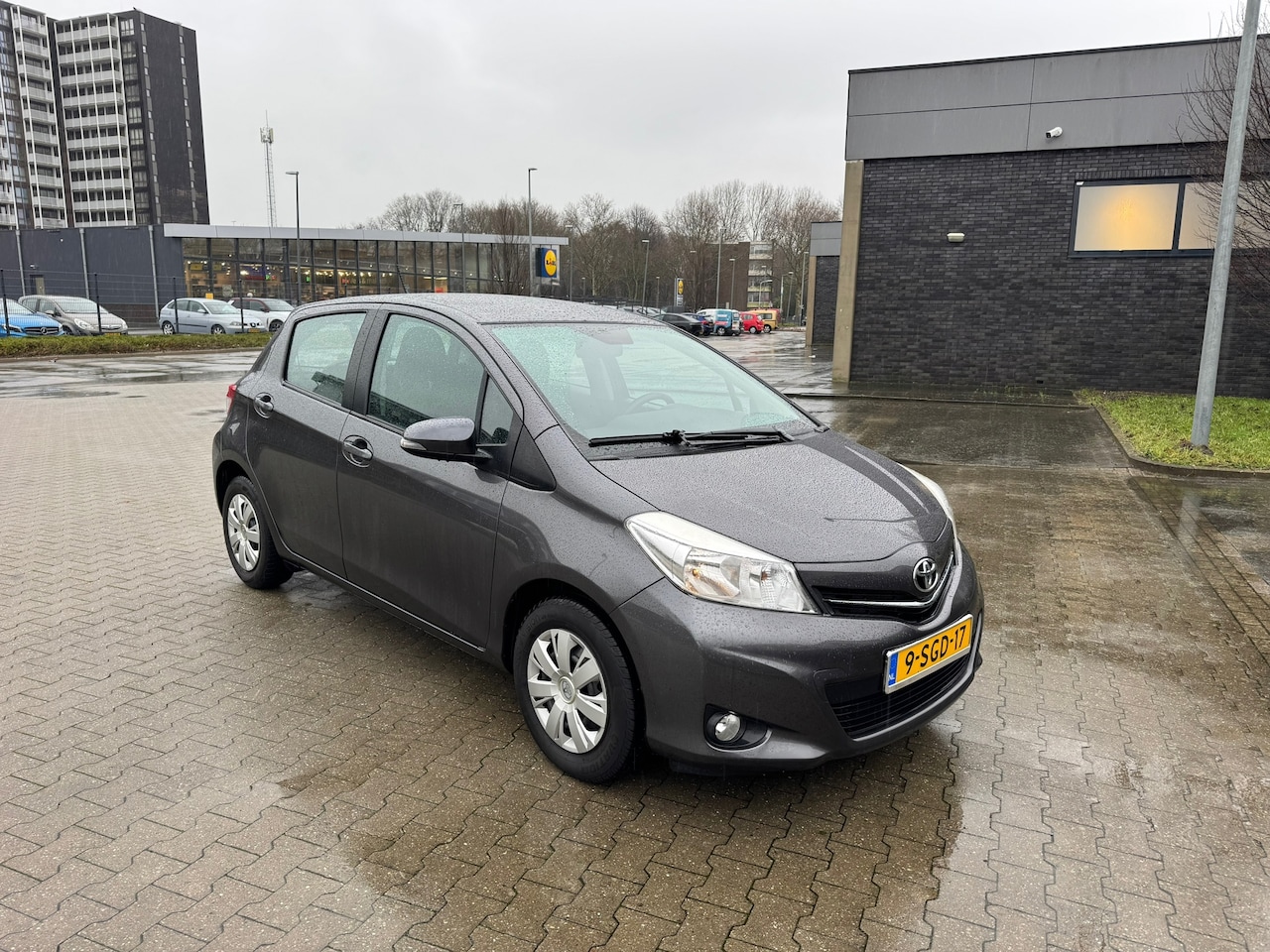 Toyota Yaris - 1.0 VVT-i Now 1.0 VVT-i Now - AutoWereld.nl
