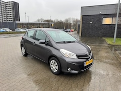 Toyota Yaris - 1.0 VVT-i Now