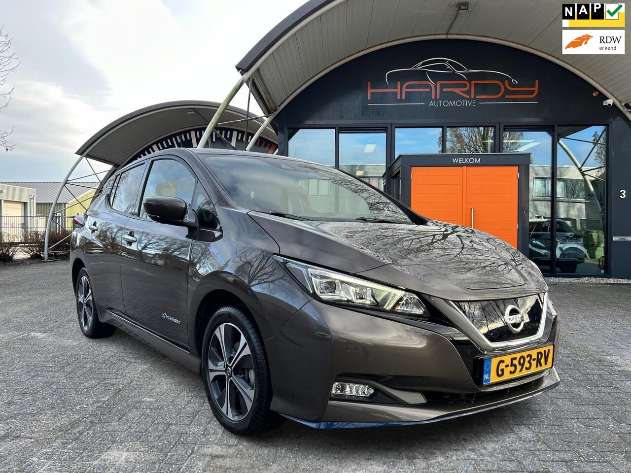 Nissan LEAF - 3.Zero Limited Edition 62 kWh 92% SOH Bose Leer NL-Auto Rijklaarprijs! - AutoWereld.nl