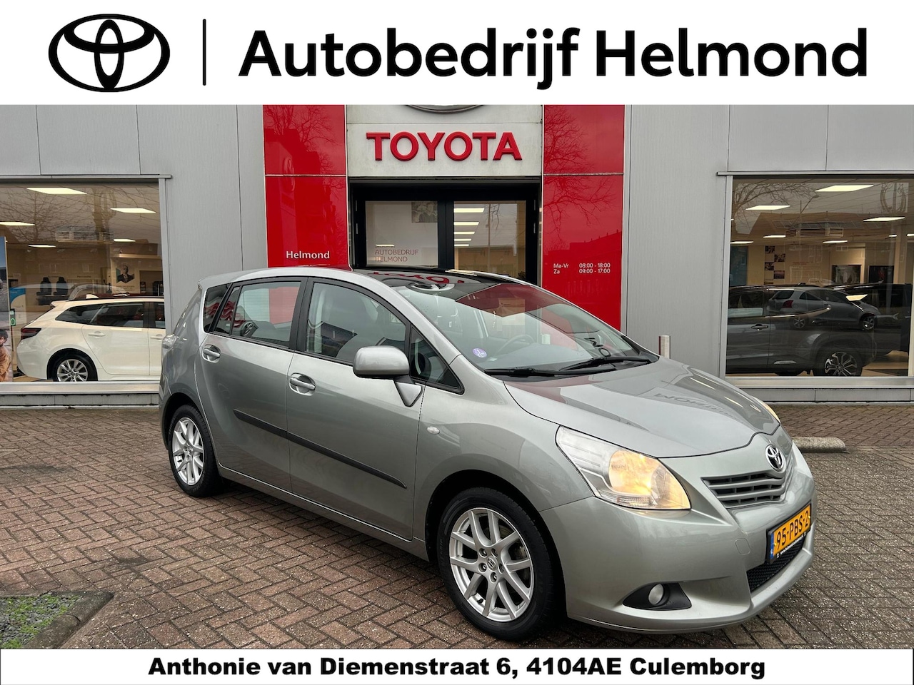 Toyota Verso - 1.8 VVT-i Business 1.8 VVT-i Business - AutoWereld.nl
