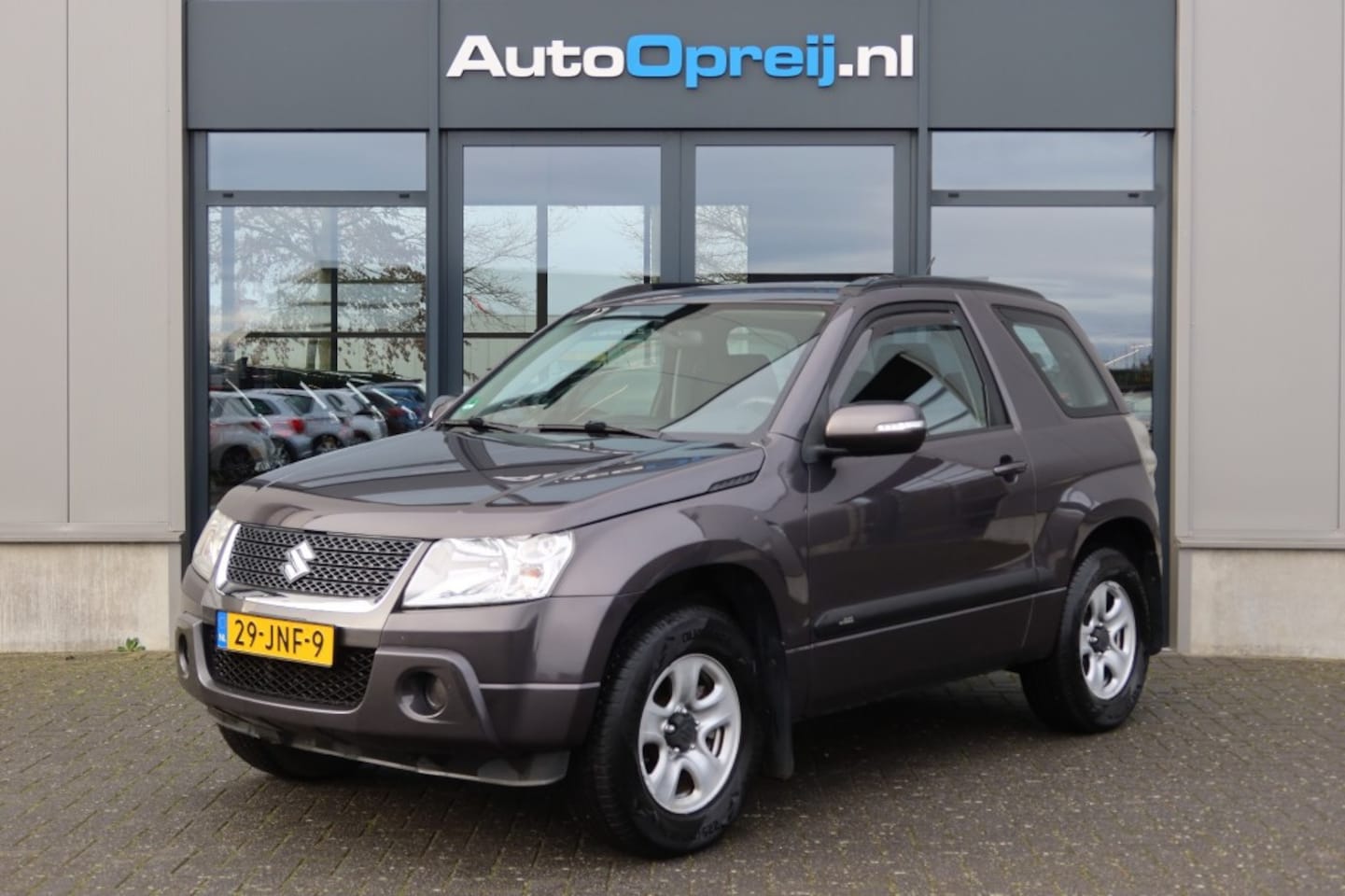 Suzuki Vitara - 1.6-16V 4WD Comfort Airco, Trekhaak - AutoWereld.nl