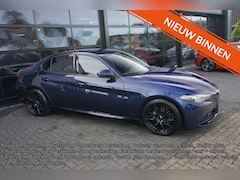 Alfa Romeo Giulia - 2.0T Super, Xenon, Led, Leder, Navi, Clima, 19 inch
