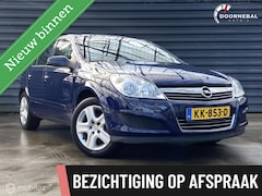 Opel Astra - 1.4 Business / LAGE KM / AIRCO / TREKHAAK