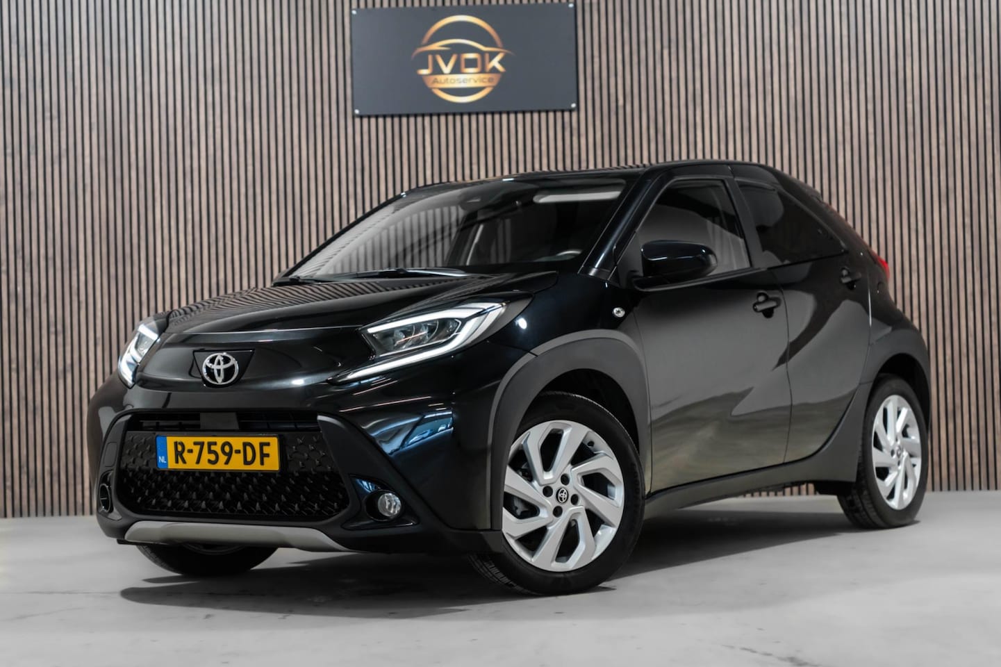 Toyota Aygo X - 1.0 VVT-i MT first CAMERA LED - AutoWereld.nl