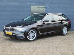 BMW 5-serie Touring - 520d Luxury Line PANO HUD 360 Camera NAPPA