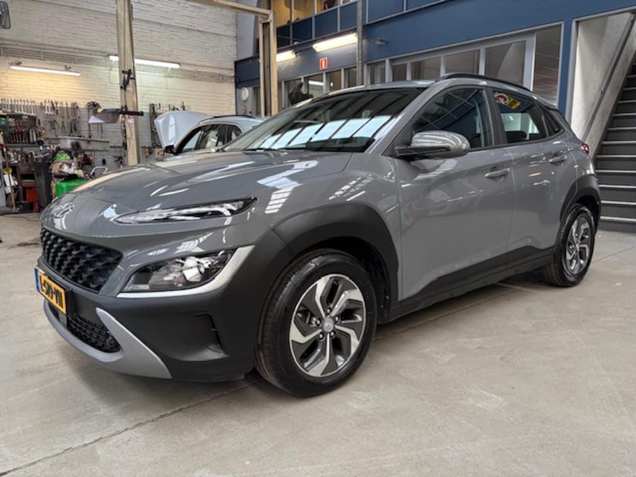 Hyundai Kona - 1.6 GDI HEV 141pk Comfort | Trekhaak | Apple carplay/ Android auto | Camera | Bluetooth | - AutoWereld.nl