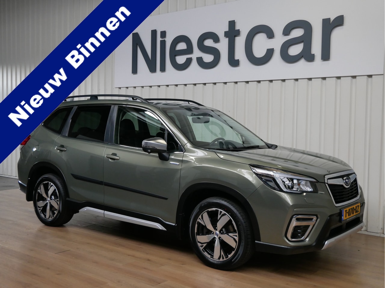 Subaru Forester - 2.0 E-boxer Premium met Trekhaak - AutoWereld.nl