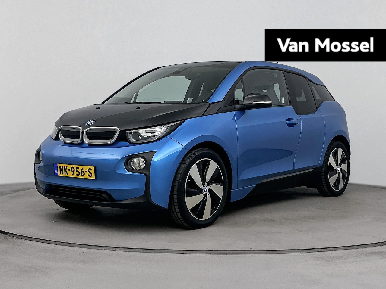 BMW i3 - High Voltage Edition 94Ah 33 kWh | Navigatie | Parkeersensoren Voor & Achter | Climate Con - AutoWereld.nl